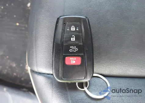 2021 Toyota Rav4 Xle Premium из США, поврежденный, VIN 2T3A1RFV9MW191153